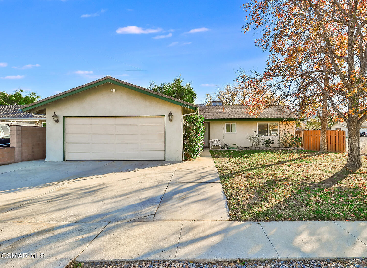 6516 Tapley Street Simi Valley, CA 93063 - Photo 3 of 45 aFront and Entry3