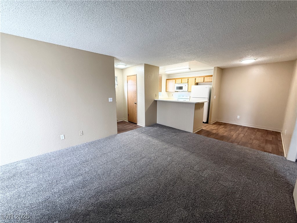 2981 Juniper Hills Boulevard, Unit 204 Las Vegas, NV 89142 - Photo 5 of 17