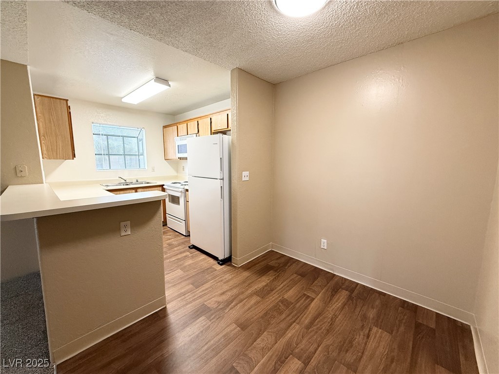 2981 Juniper Hills Boulevard, Unit 204 Las Vegas, NV 89142 - Photo 7 of 17