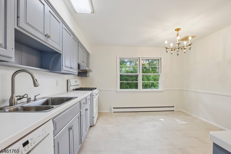 41 Rys Terrace Fair Lawn, NJ 07410 - Photo 15 of 35 Gallery Image 15