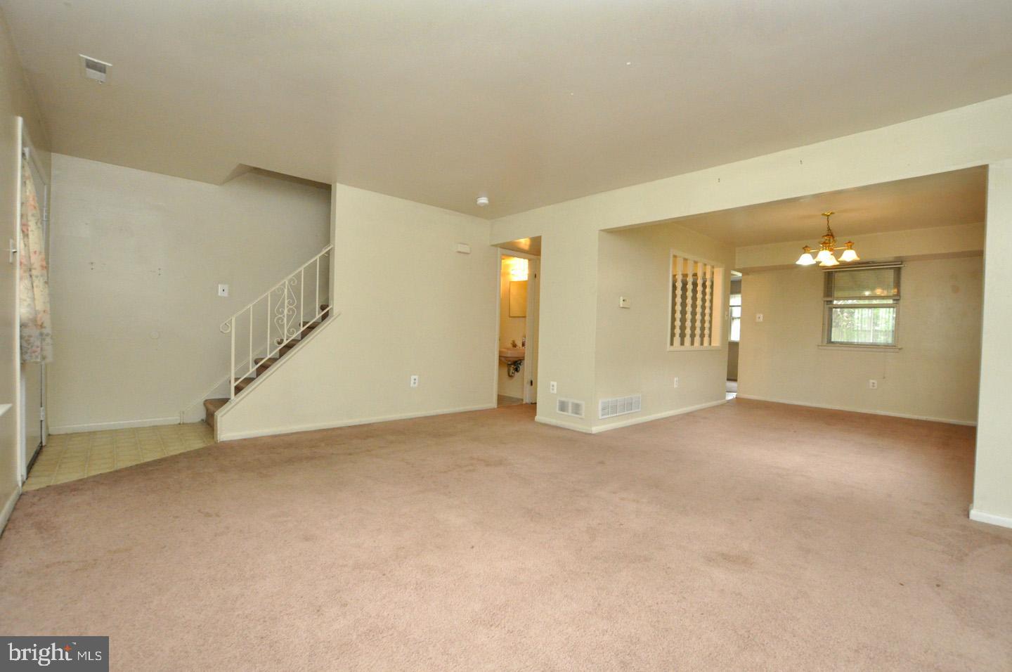 114 Country Farms Road Marlton, NJ 08053 - Photo 3 of 24 Gallery Image 3