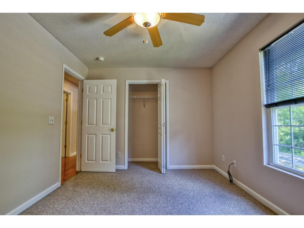 1007 Cherokee Road Johnson City, TN 37604 - Photo 21 of 32 Photo 21