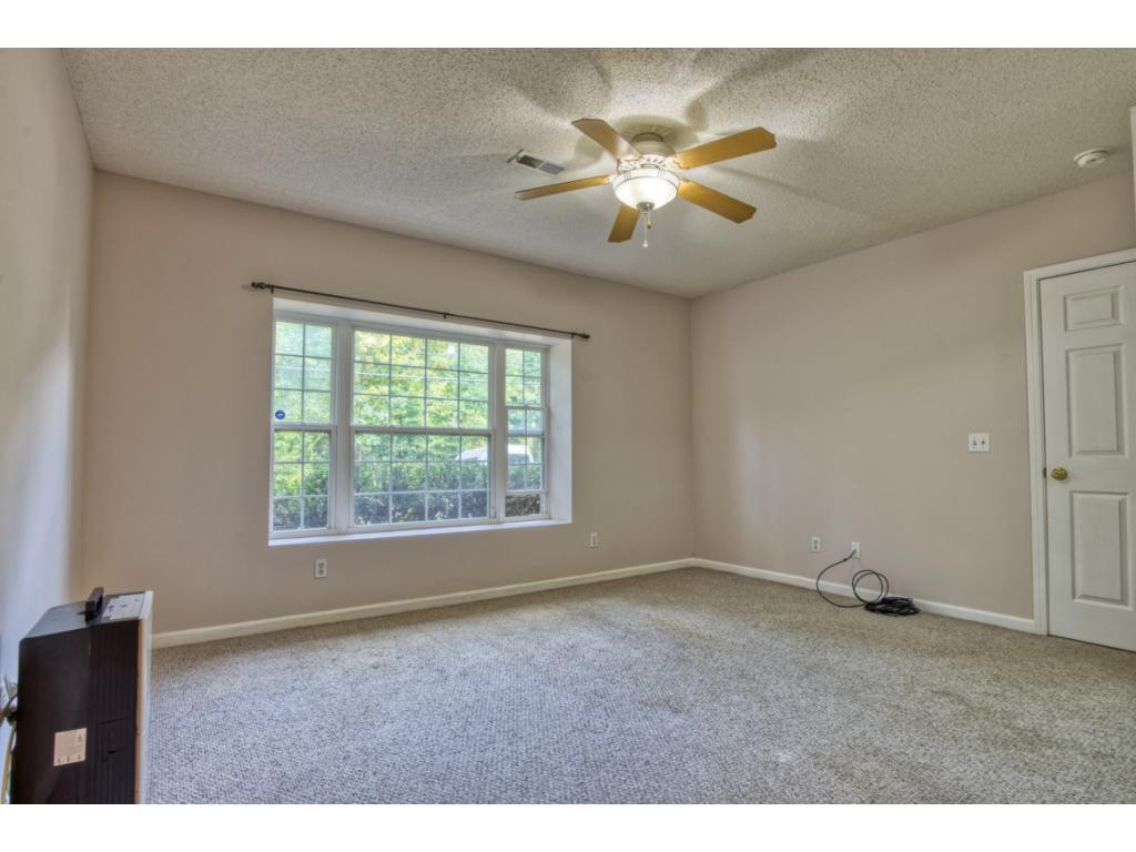1007 Cherokee Road Johnson City, TN 37604 - Photo 25 of 32 Photo 25