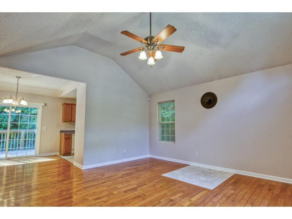 1007 Cherokee Road Johnson City, TN 37604 - Photo 10 of 32 Photo 10