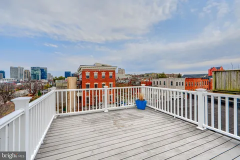 $385,000 | 736 Light Street, Baltimore, MD 21230