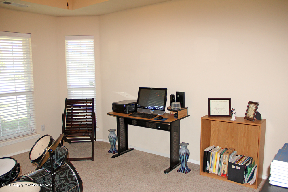 4809 Nimbus Lane Amarillo, TX 79110 - Photo 13 of 32 Formal Living or Office