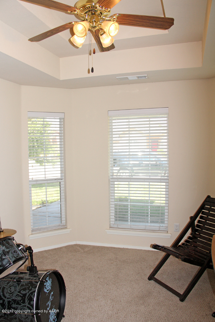 4809 Nimbus Lane Amarillo, TX 79110 - Photo 14 of 32 Formal Living or Office2