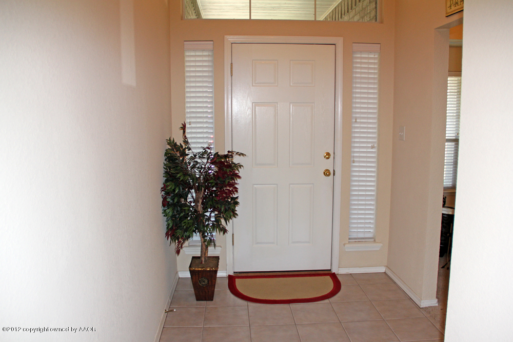 4809 Nimbus Lane Amarillo, TX 79110 - Photo 5 of 32 Entry2