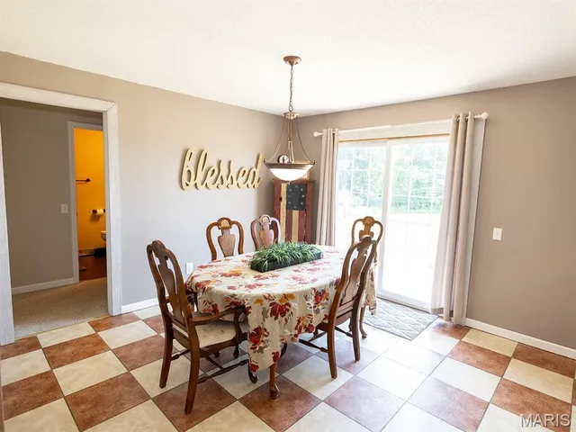 $389,000 | 14816 State Hwy UU, Bowling Green, MO 63334