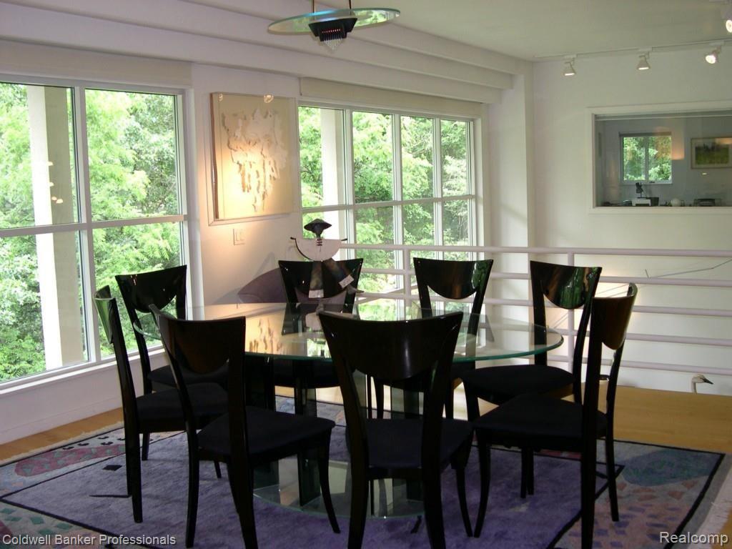 5800 Orion Road Rochester, MI 48306 - Photo 16 of 45 Eating Area.jpg