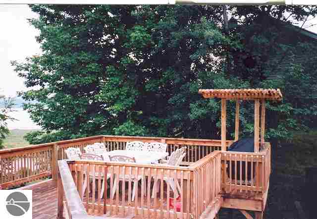 1796 Ridge Road Hale, MI 48739 - Photo 7 of 8 1748487-6.JPG