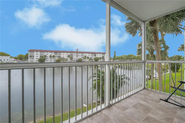 $84,500 | 4751 Northwest 21st Street, Unit 211, Lauderhill, FL 33313