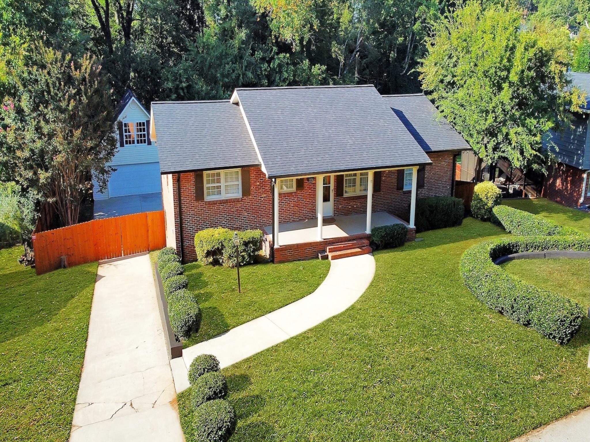 308 Farmington Road Greenville, SC 29605 - Photo 1 of 44