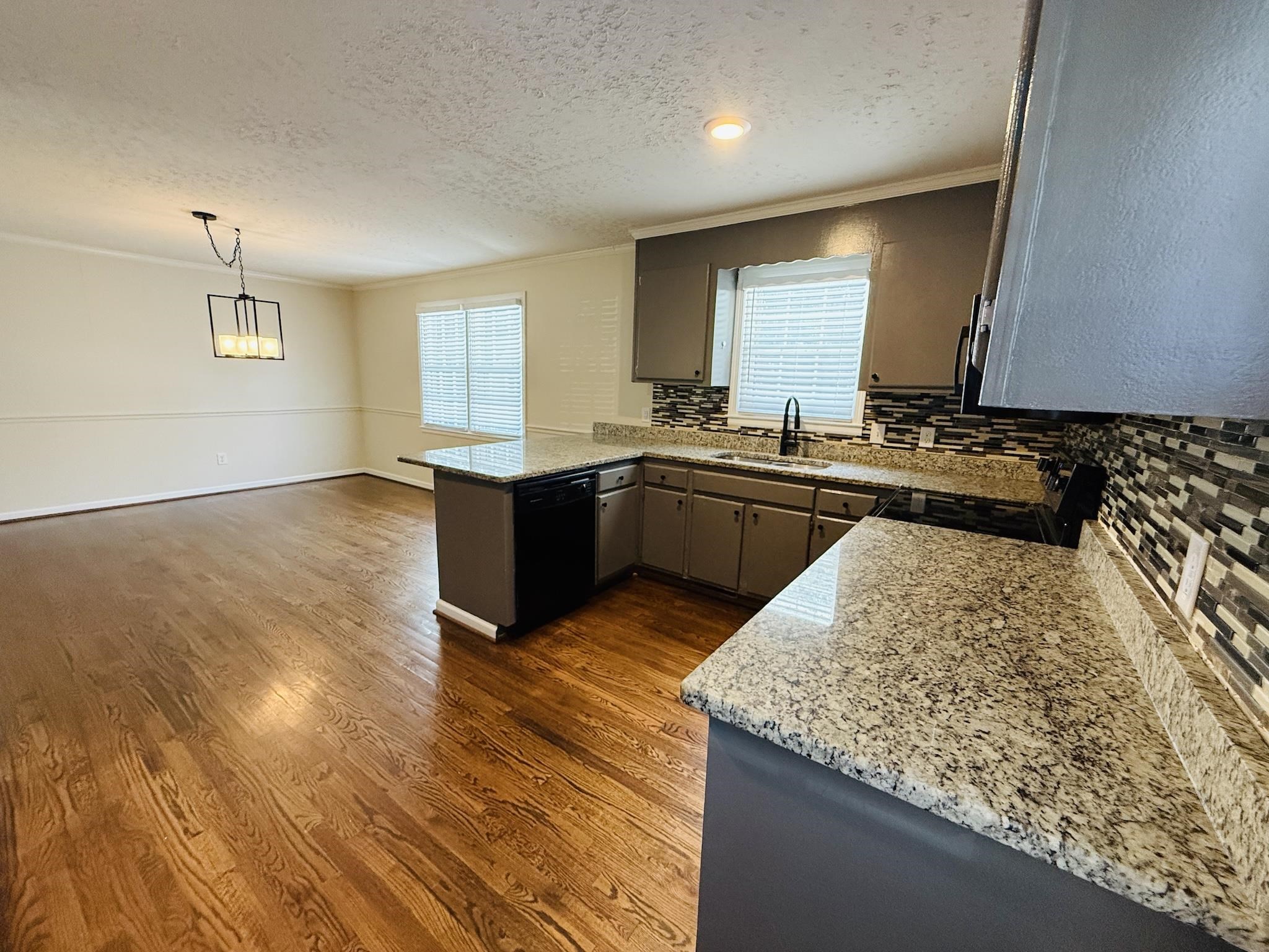 308 Farmington Road Greenville, SC 29605 - Photo 16 of 44