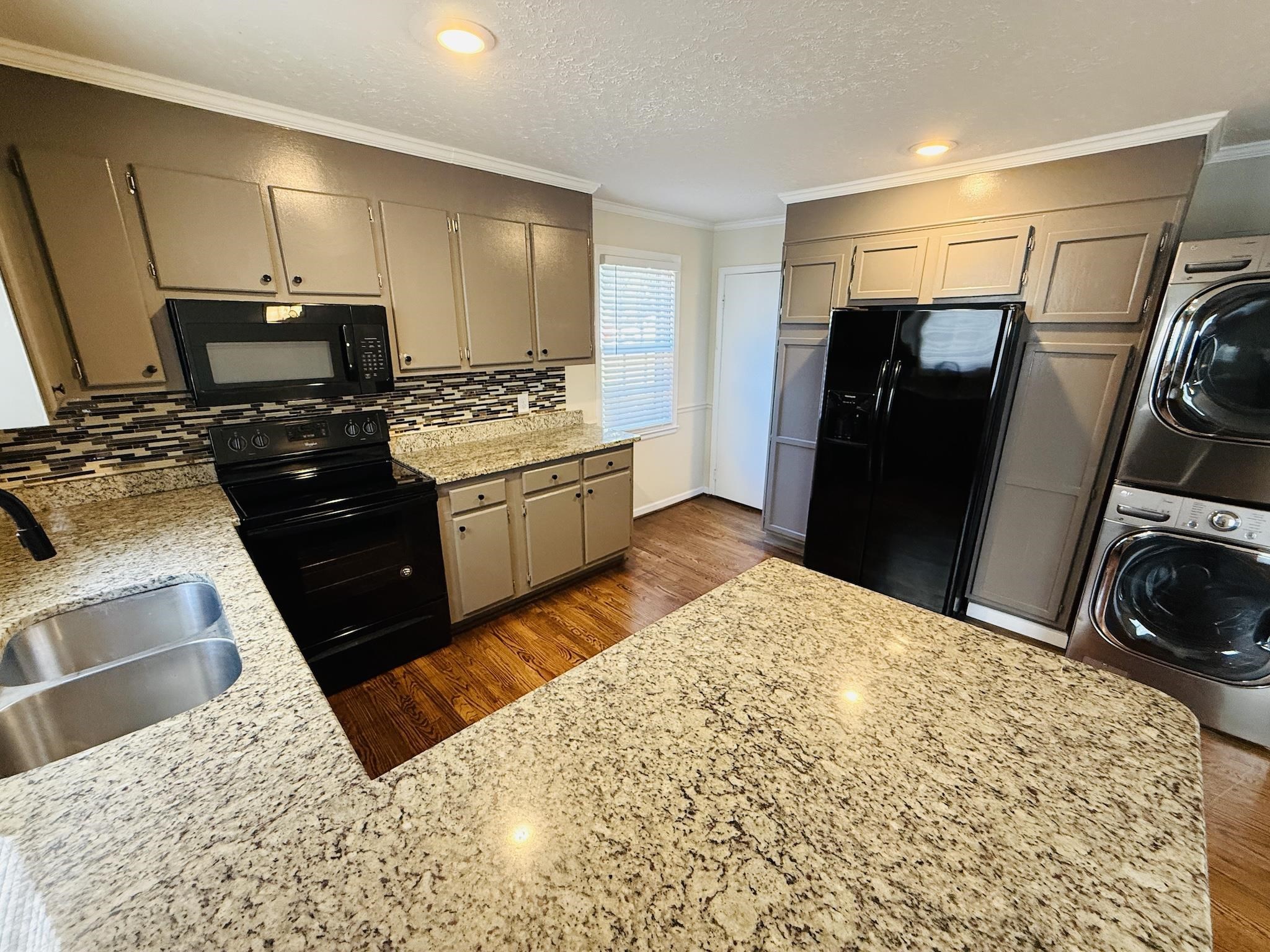 308 Farmington Road Greenville, SC 29605 - Photo 17 of 44
