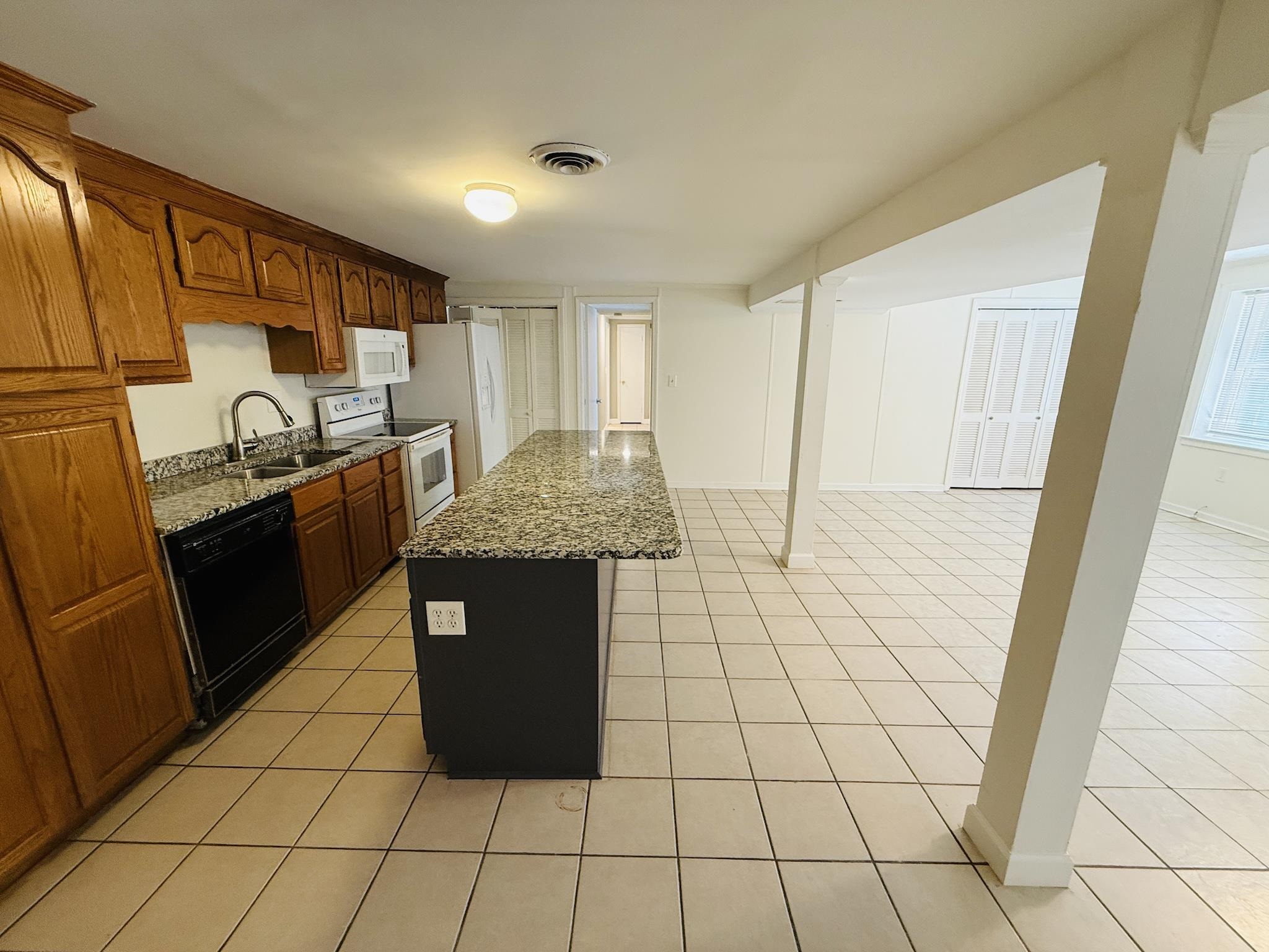 308 Farmington Road Greenville, SC 29605 - Photo 31 of 44