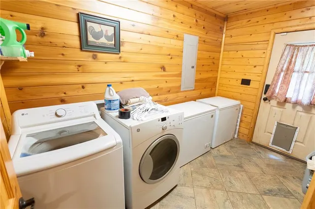 $288,000 | 1102 Cloud Crossing Road, Campti, LA 71411