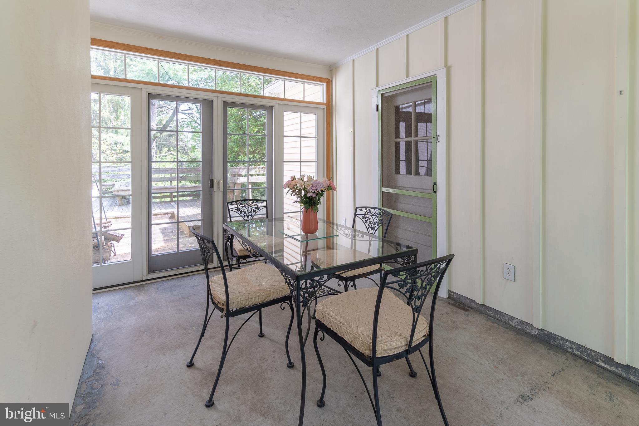 149 Clover Hill Lane Wayne, PA 19087 - Photo 11 of 50 a dining room with furniture and window