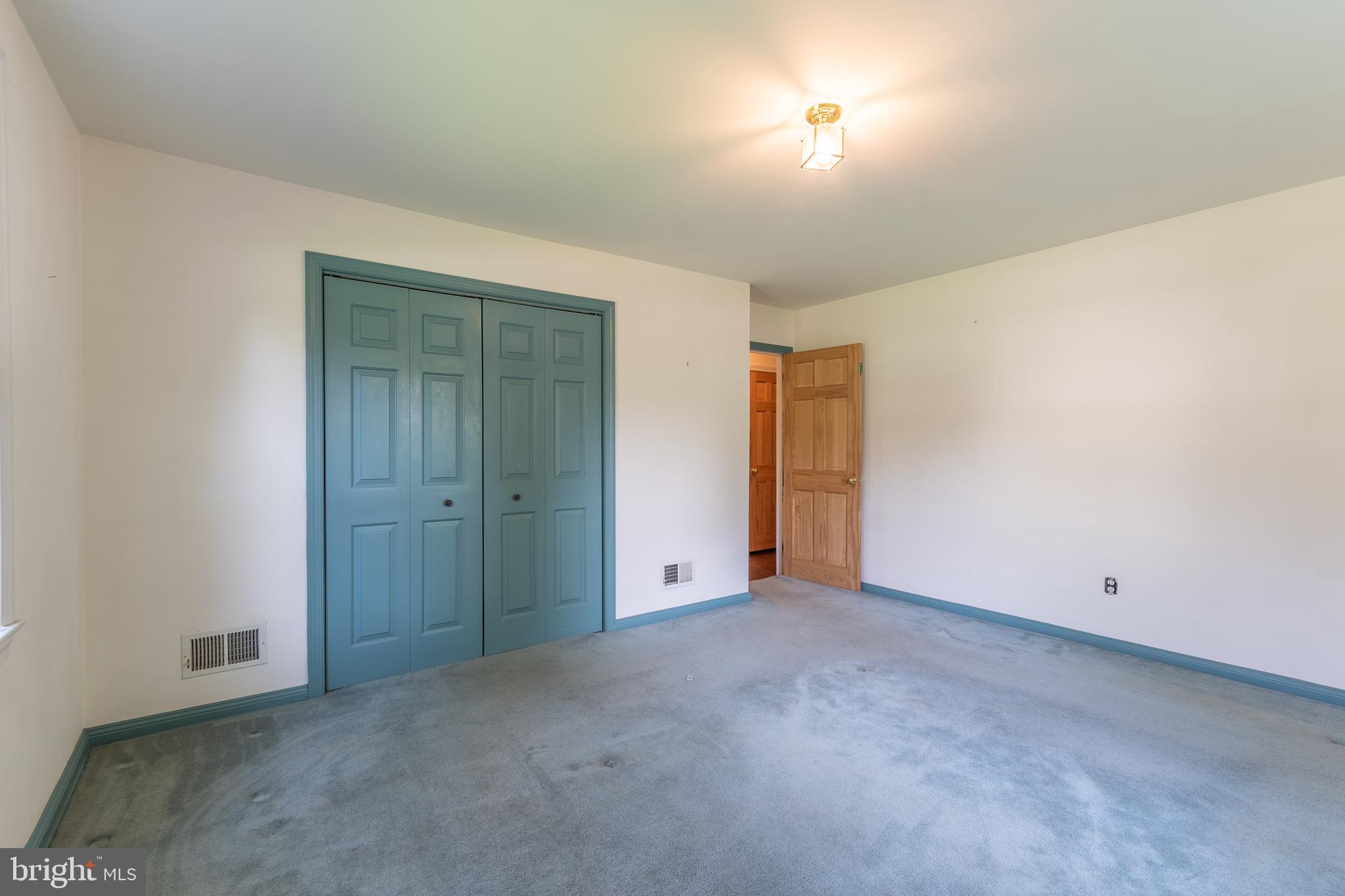 149 Clover Hill Lane Wayne, PA 19087 - Photo 26 of 50 a view of an empty room