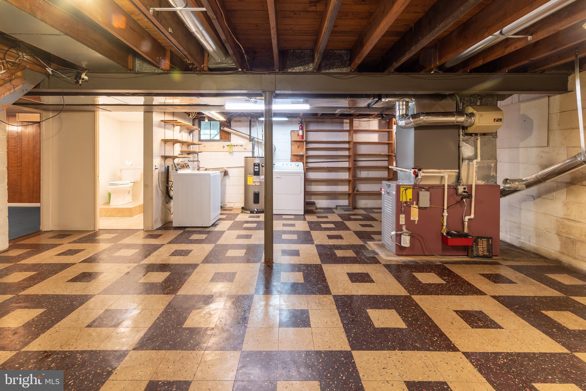 149 Clover Hill Lane Wayne, PA 19087 - Photo 45 of 50 a black and white checkered floor