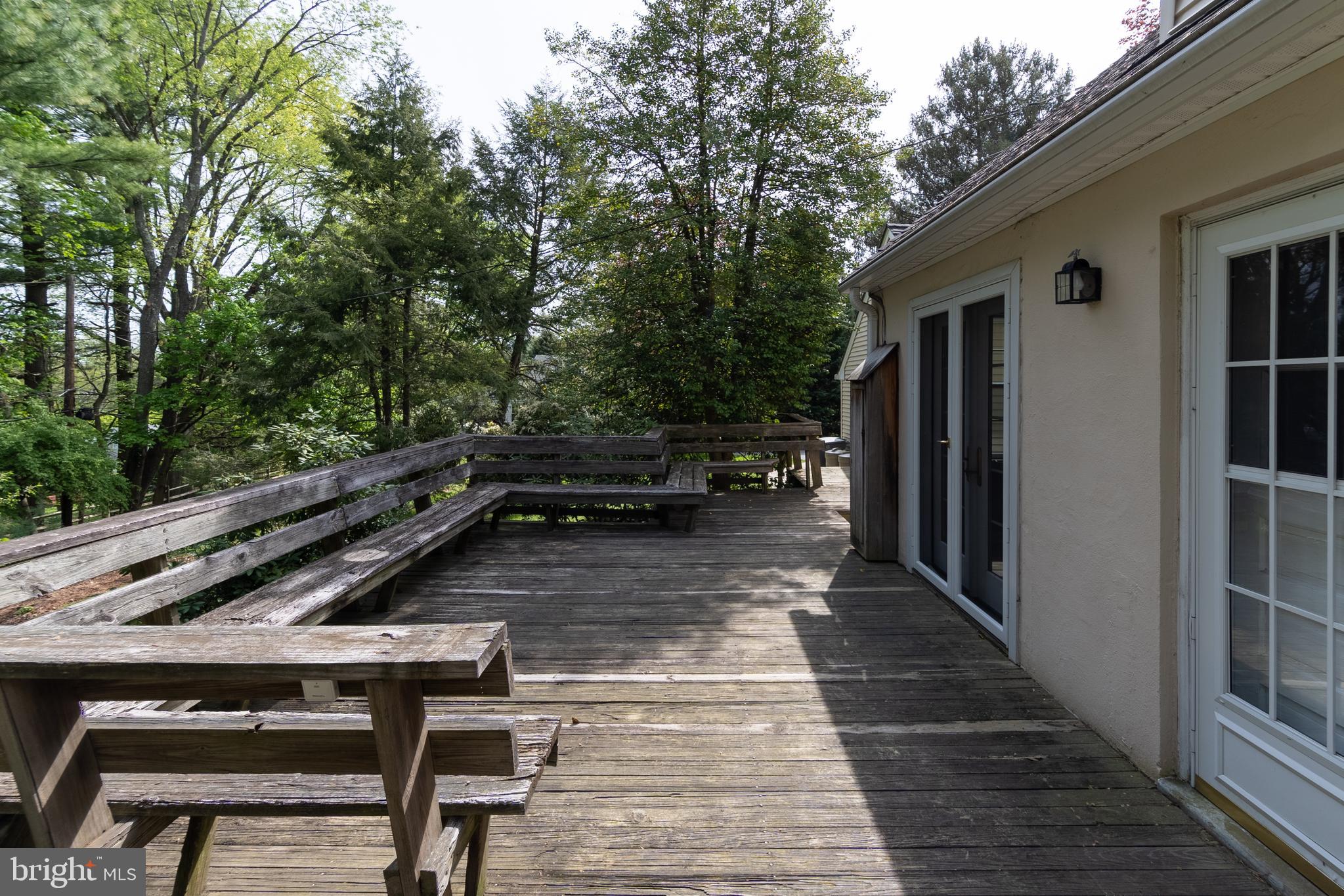 149 Clover Hill Lane Wayne, PA 19087 - Photo 48 of 50 a backyard of a house with seating space