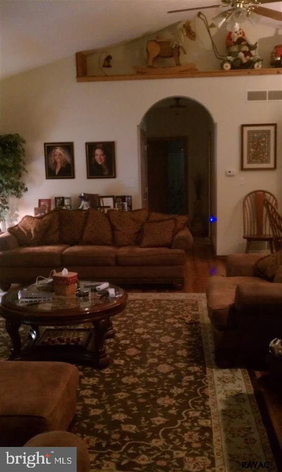 1040 Lisburn Road Wellsville, PA 17365 - Photo 3 of 15 Gallery Image 3