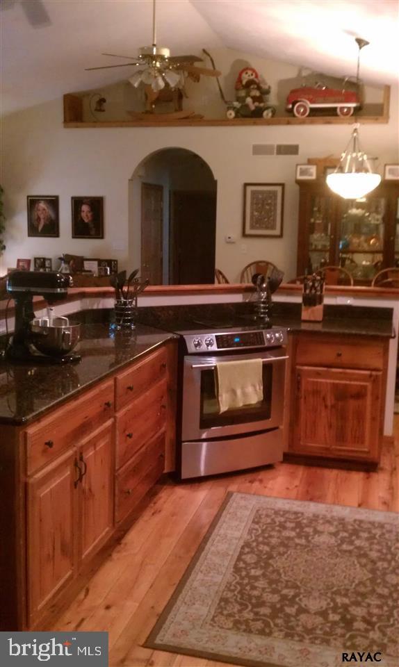 1040 Lisburn Road Wellsville, PA 17365 - Photo 5 of 15 Gallery Image 5