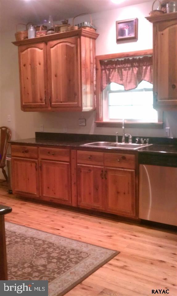 1040 Lisburn Road Wellsville, PA 17365 - Photo 8 of 15 Gallery Image 8
