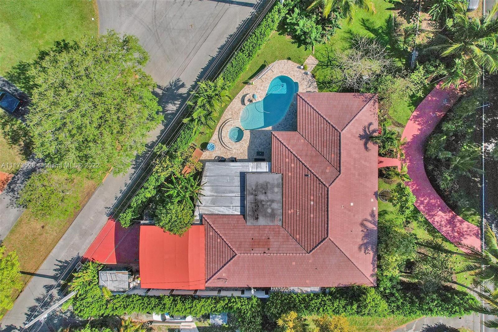 10801 Griffing Boulevard Biscayne Park, FL 33161 - Photo 12 of 77