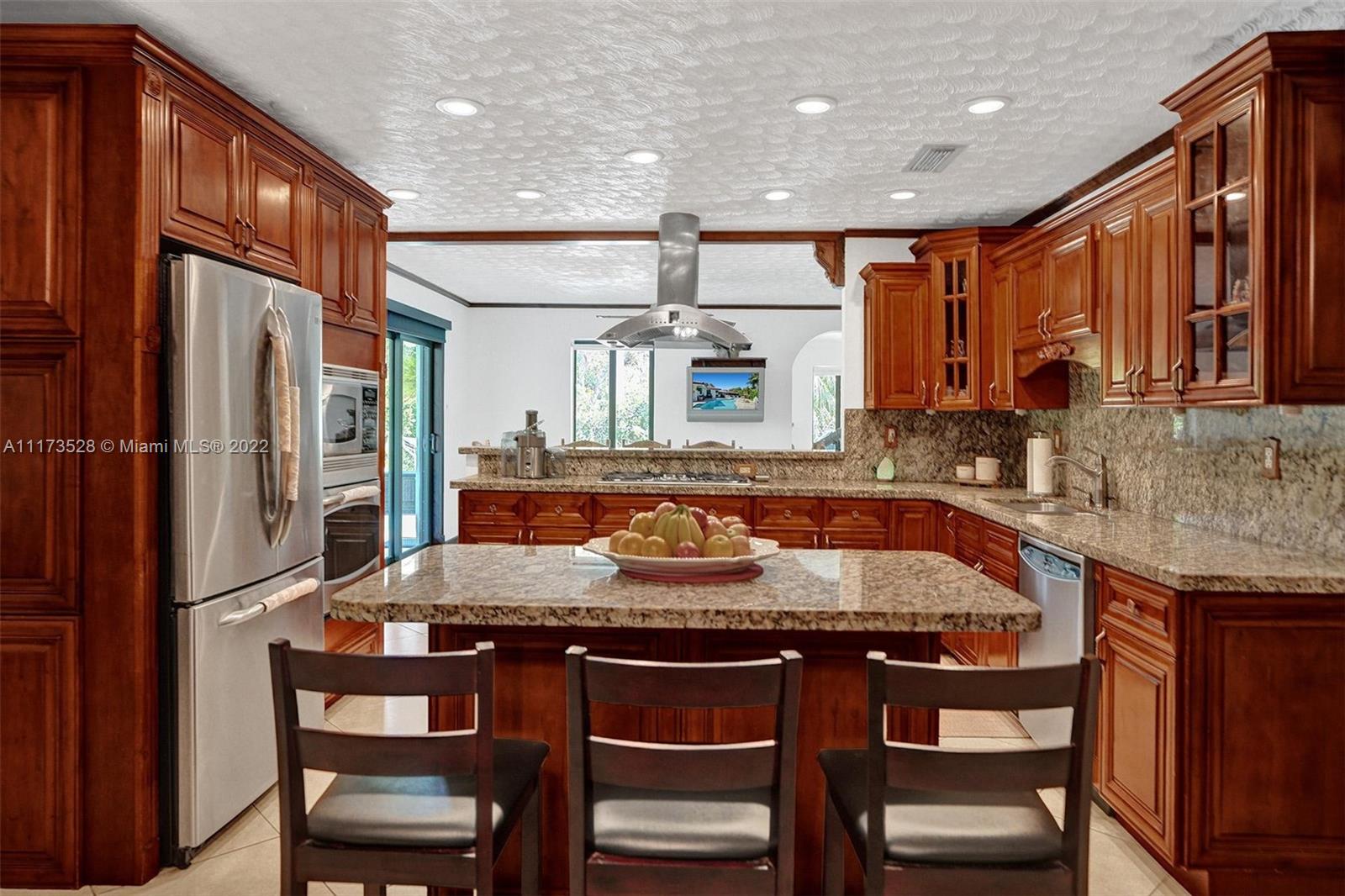 10801 Griffing Boulevard Biscayne Park, FL 33161 - Photo 58 of 77