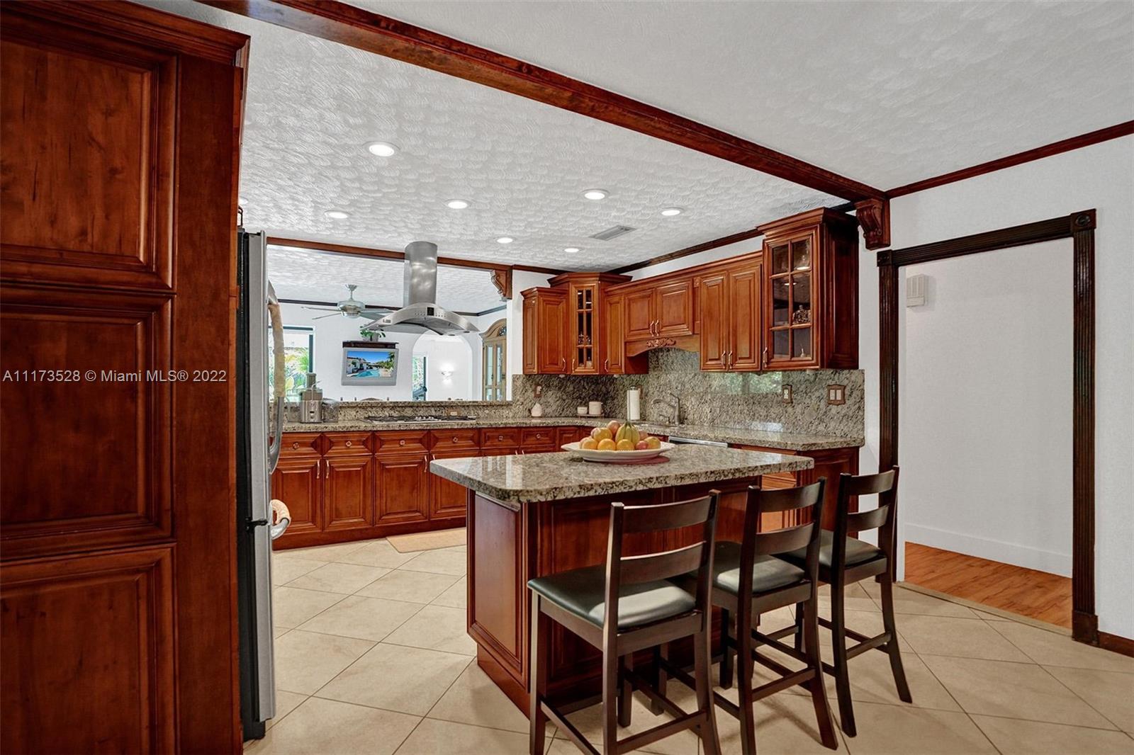 10801 Griffing Boulevard Biscayne Park, FL 33161 - Photo 63 of 77