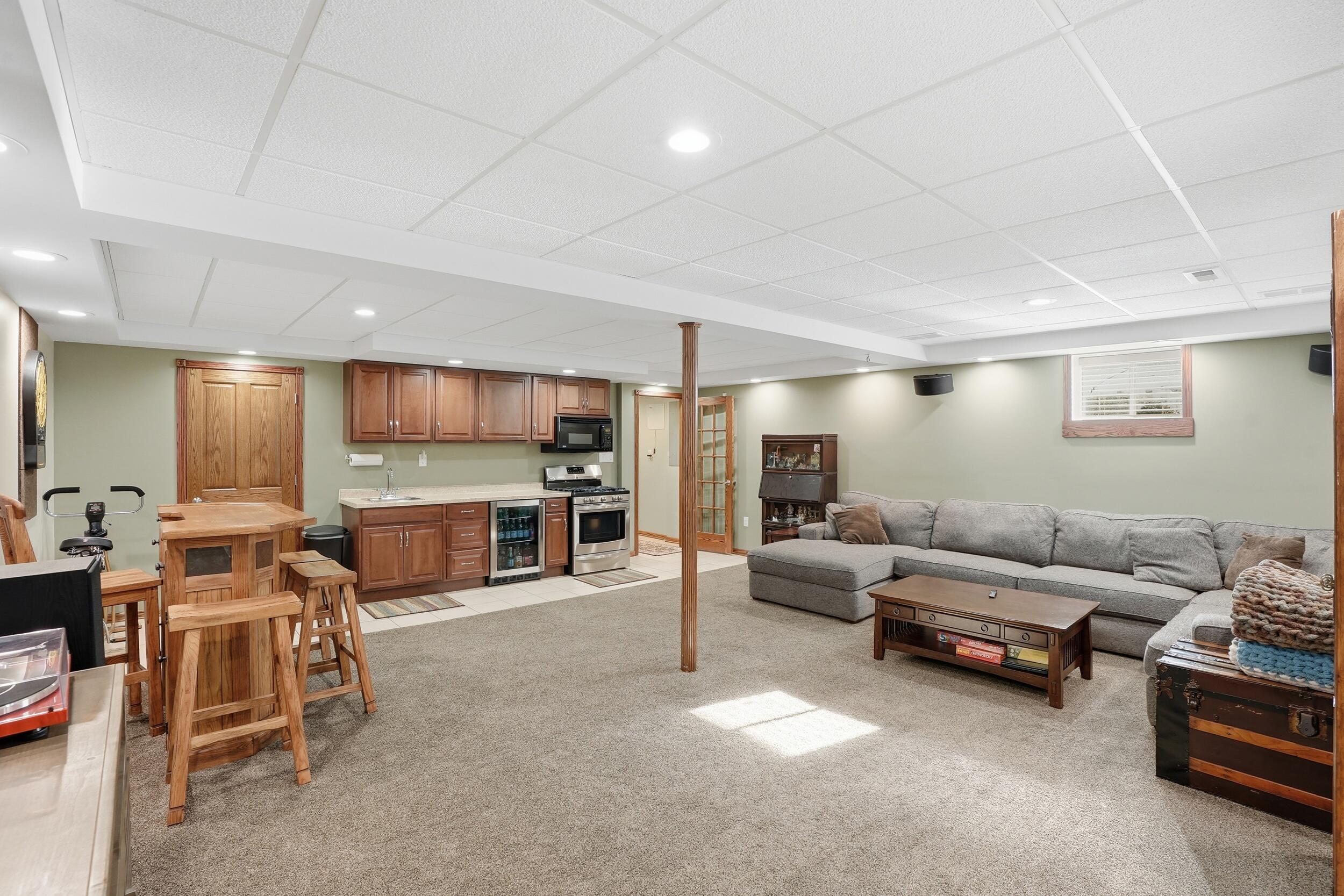 228 Wood Street Crown Point, IN 46307 - Photo 25 of 33 2500x1667