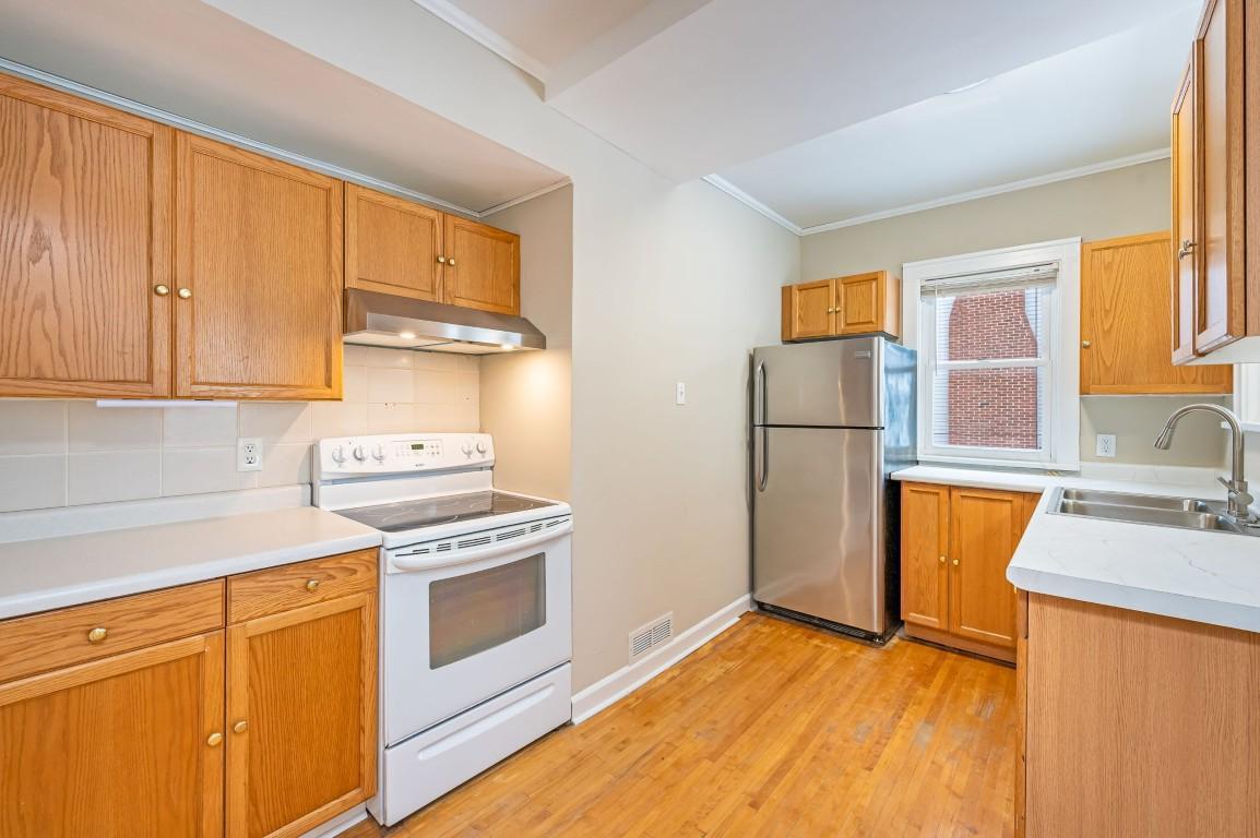 110 Summit Avenue Montevideo, MN 56265 - Photo 4 of 18