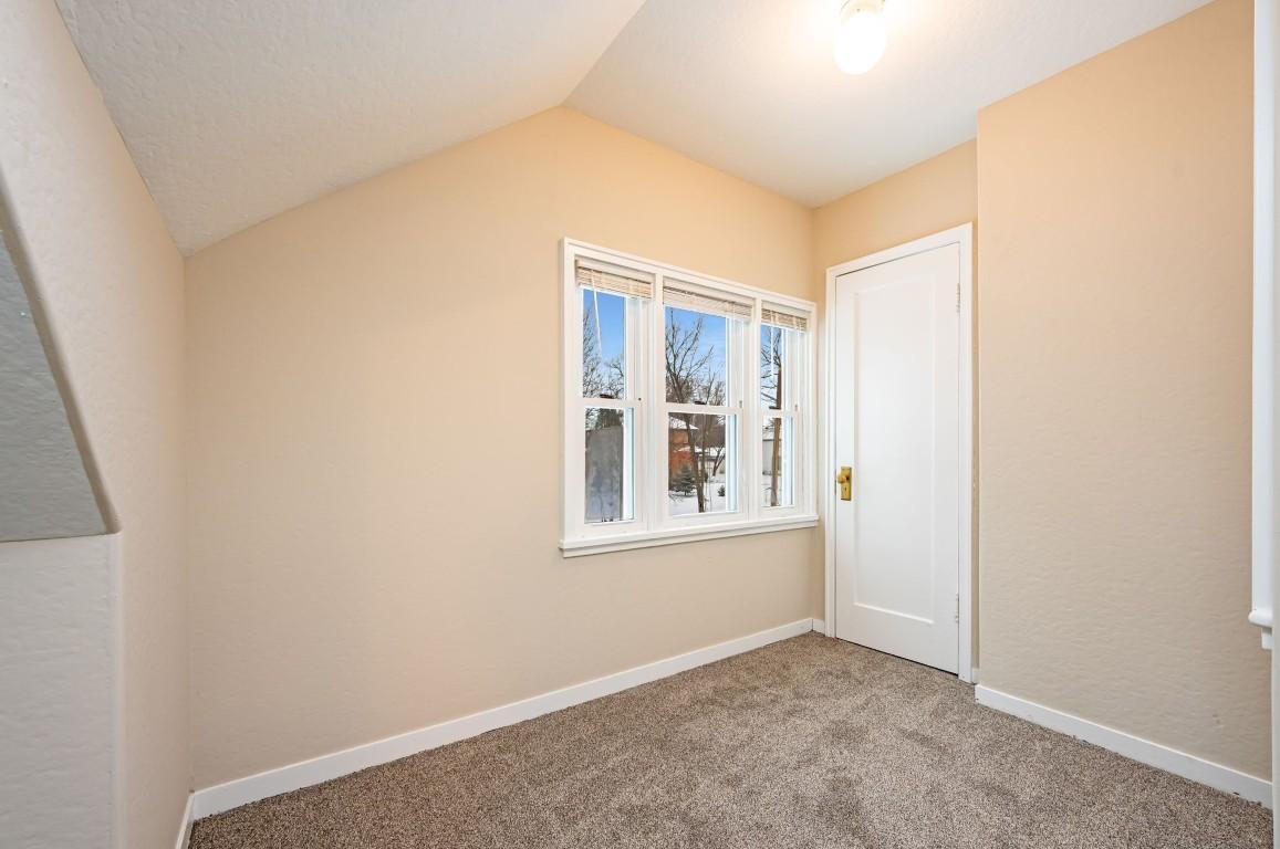 110 Summit Avenue Montevideo, MN 56265 - Photo 8 of 18