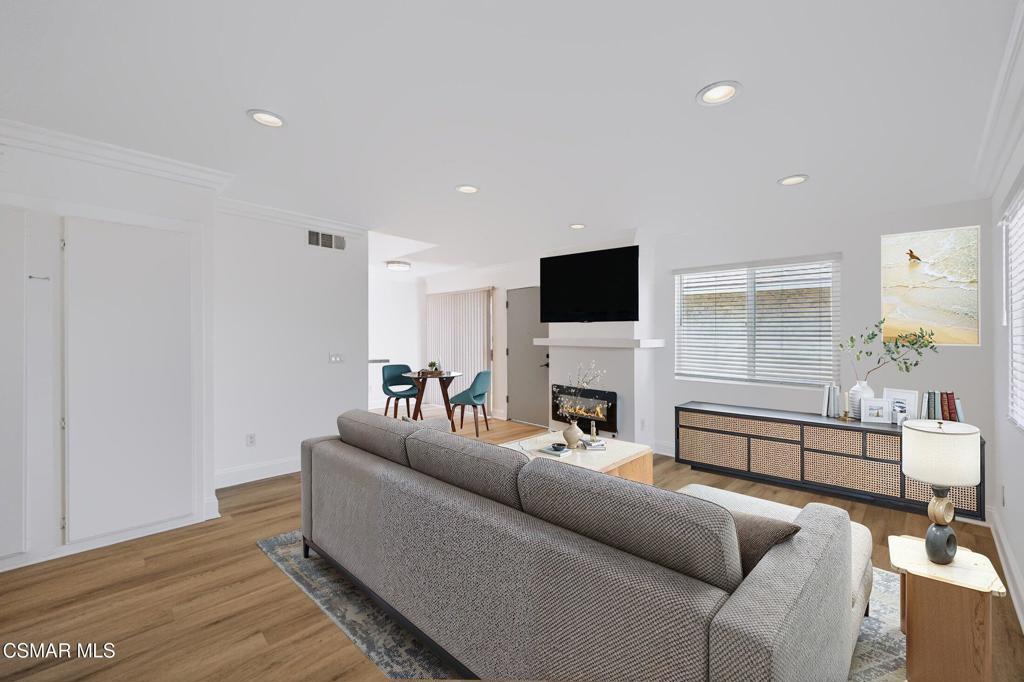 510 Spring Road, Unit 120 Moorpark, CA 93021 - Photo 16 of 49 016_images_0016_920