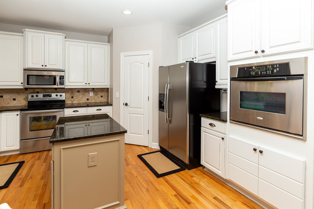 5016 Bartons Enclave Lane Raleigh, NC 27613 - Photo 8 of 30 Photo 8