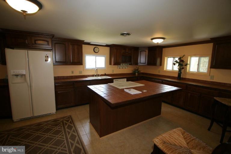 15203 Fairview Road Clear Spring, MD 21722 - Photo 14 of 17 Kitchen #2