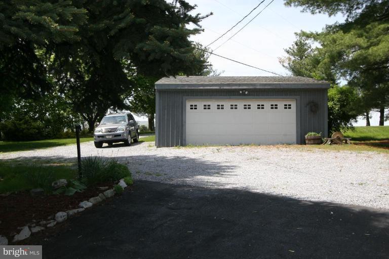 15203 Fairview Road Clear Spring, MD 21722 - Photo 9 of 17 Garage 2