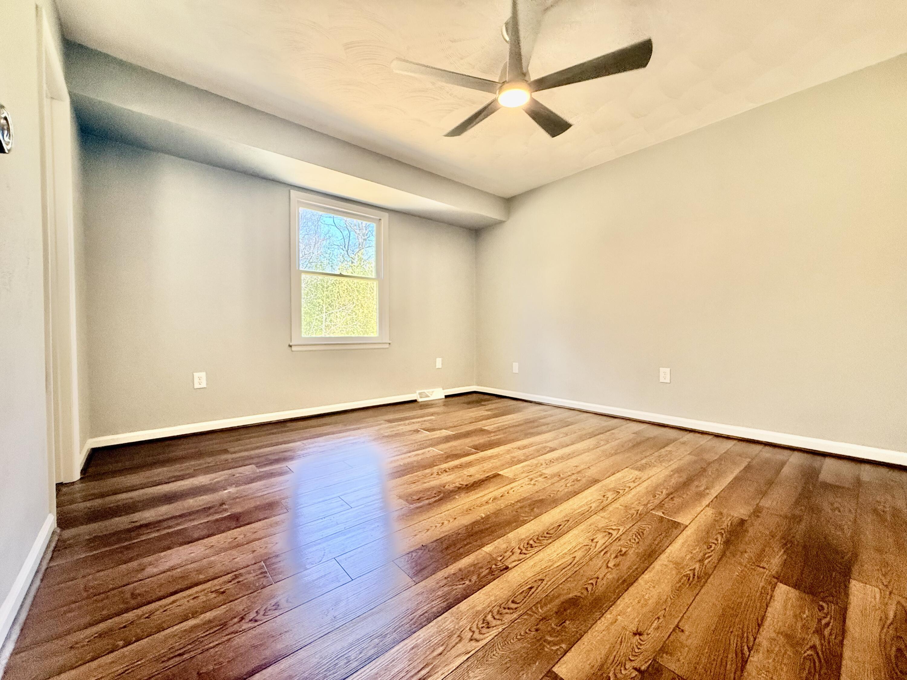 1436 Mountain Pass Road Blue Ridge, VA 24064 - Photo 8 of 18 IMG_8097