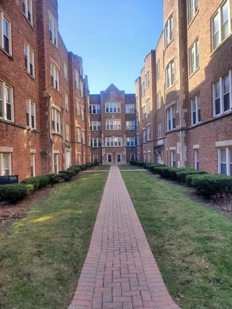 $135,000 | 50 North Menard Avenue, Unit A2, Chicago, IL 60644