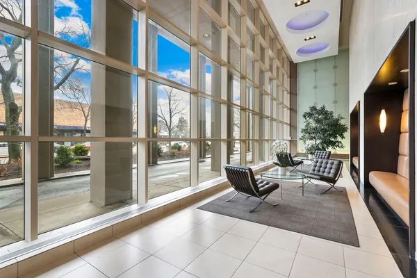 $339,900 | 5320 North Sheridan Road, Unit 403, Chicago, IL 60640
