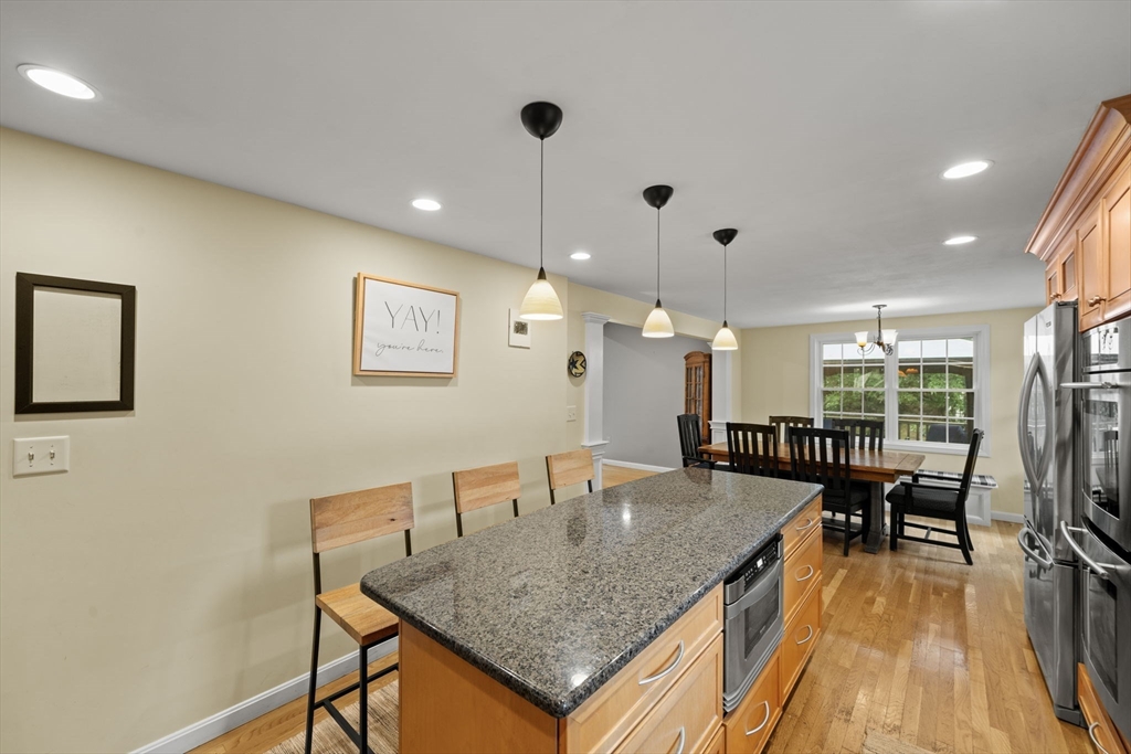 7 Trickett Road Lynnfield, MA 01940 - Photo 34 of 37