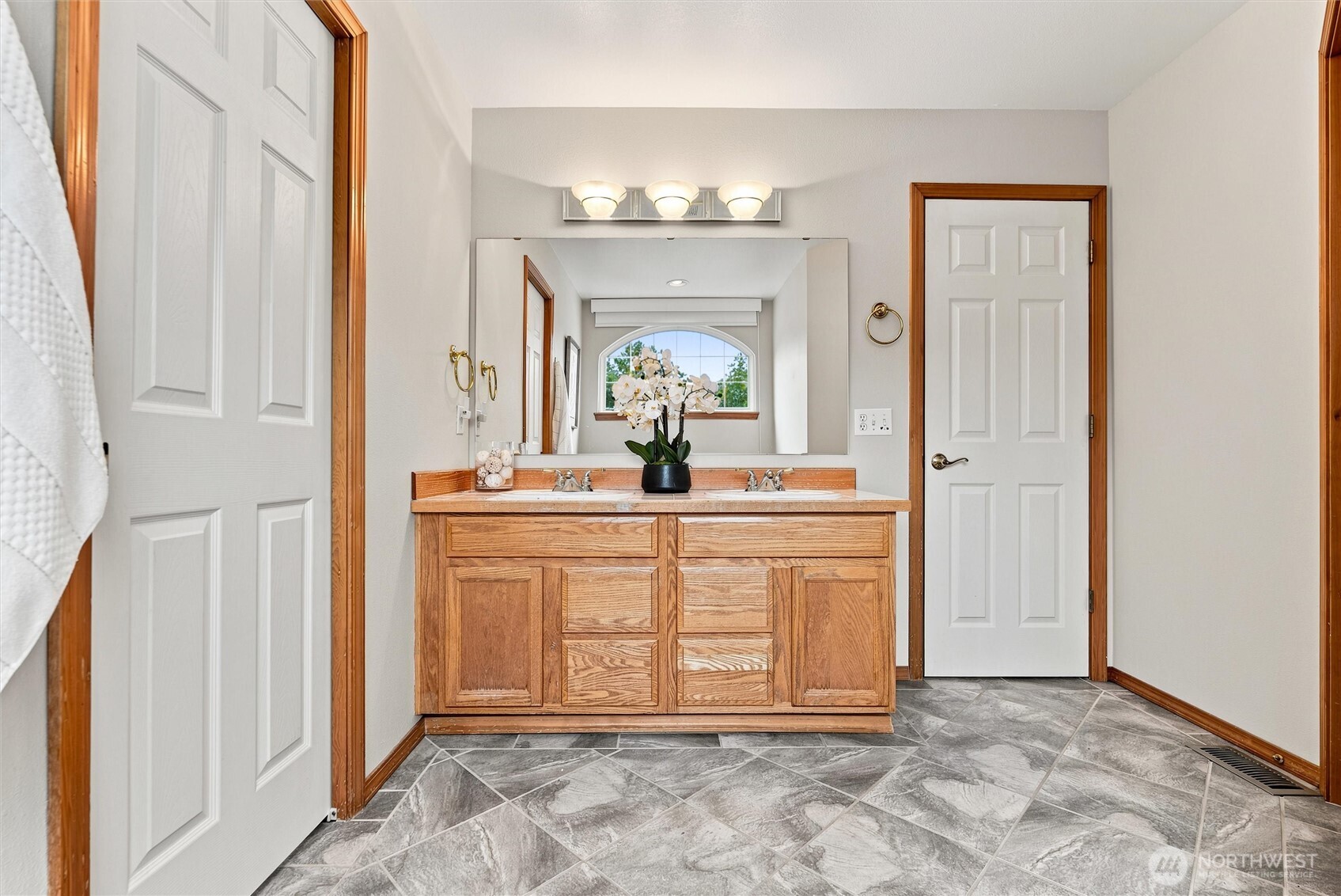 1331 238th Place Southwest Bothell, WA 98021 - Photo 22 of 40