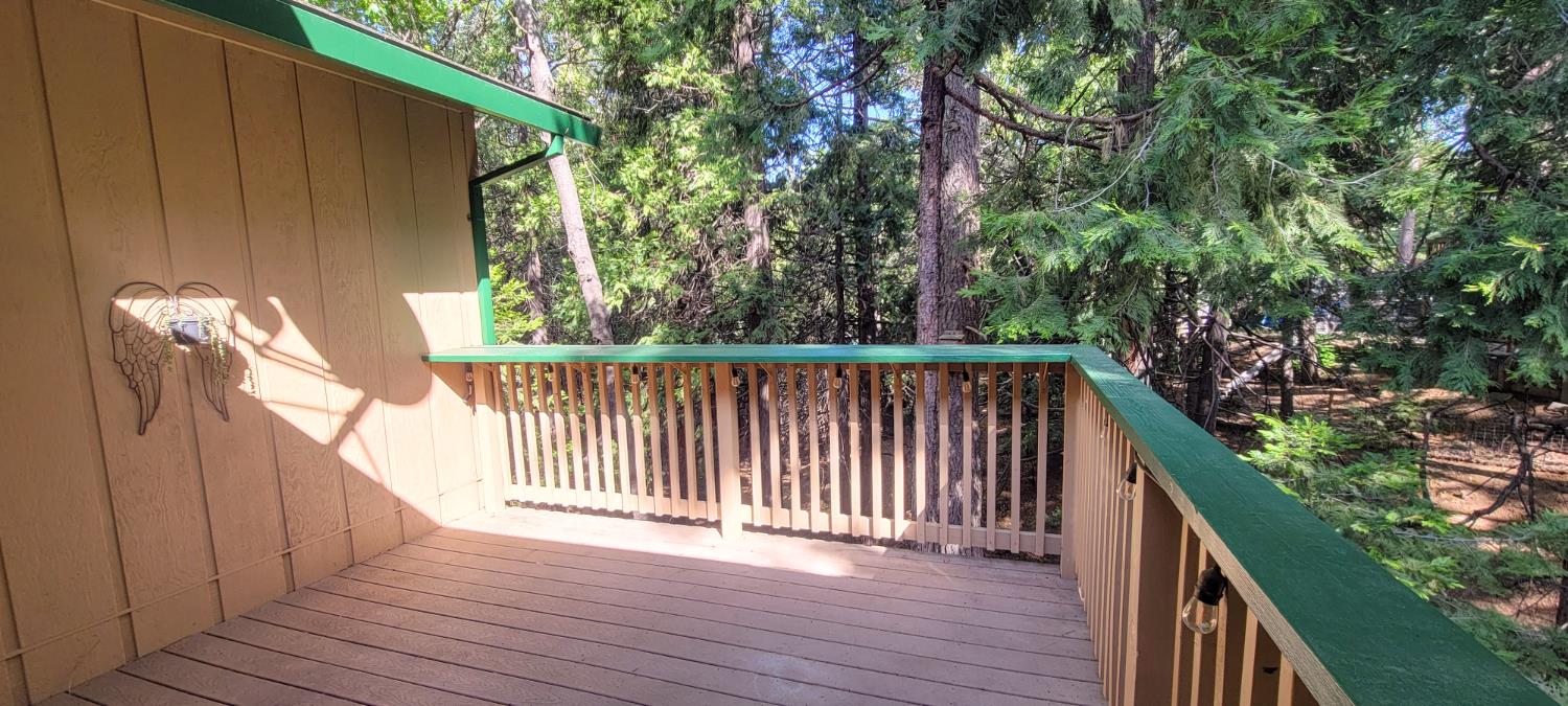 24040 Hitching Post Road Sonora, CA 95370 - Photo 11 of 26