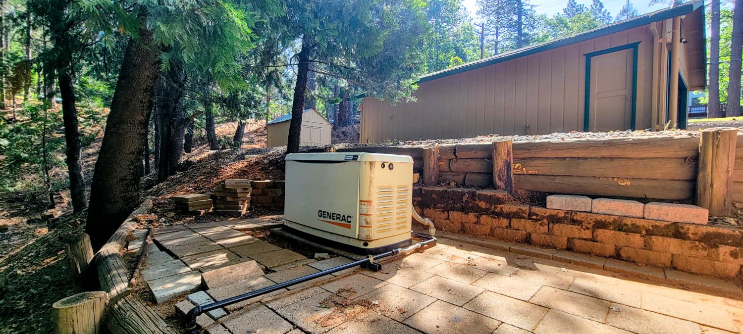 24040 Hitching Post Road Sonora, CA 95370 - Photo 17 of 26