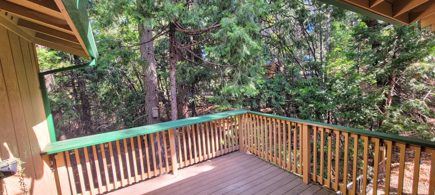 24040 Hitching Post Road Sonora, CA 95370 - Photo 10 of 26