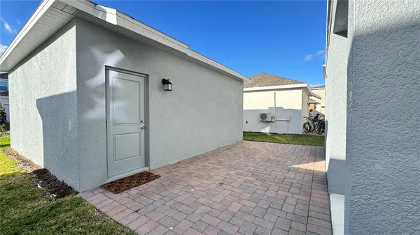 $2,500 | 1972 Tohoqua Boulevard, Kissimmee, FL 34744