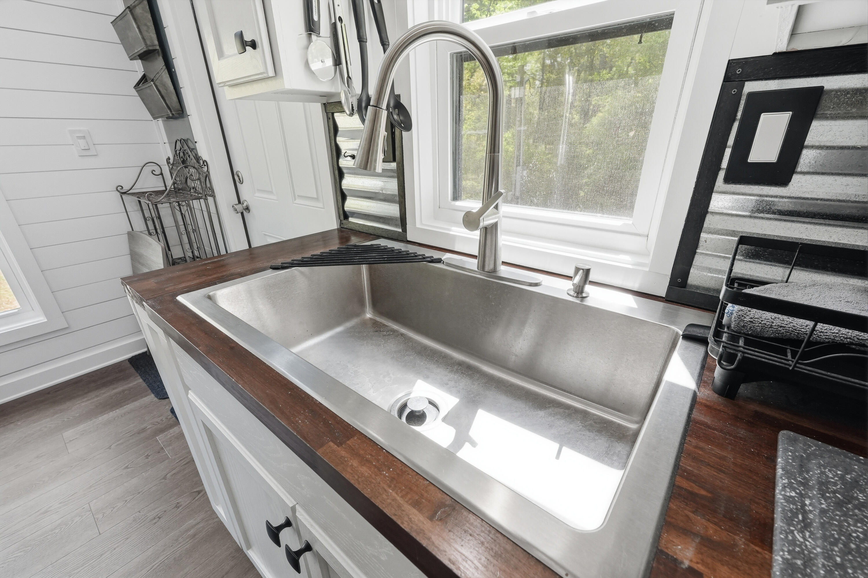 401 Holley King Road DeFuniak Springs, FL 32433 - Photo 12 of 46 401 holley king rd-16