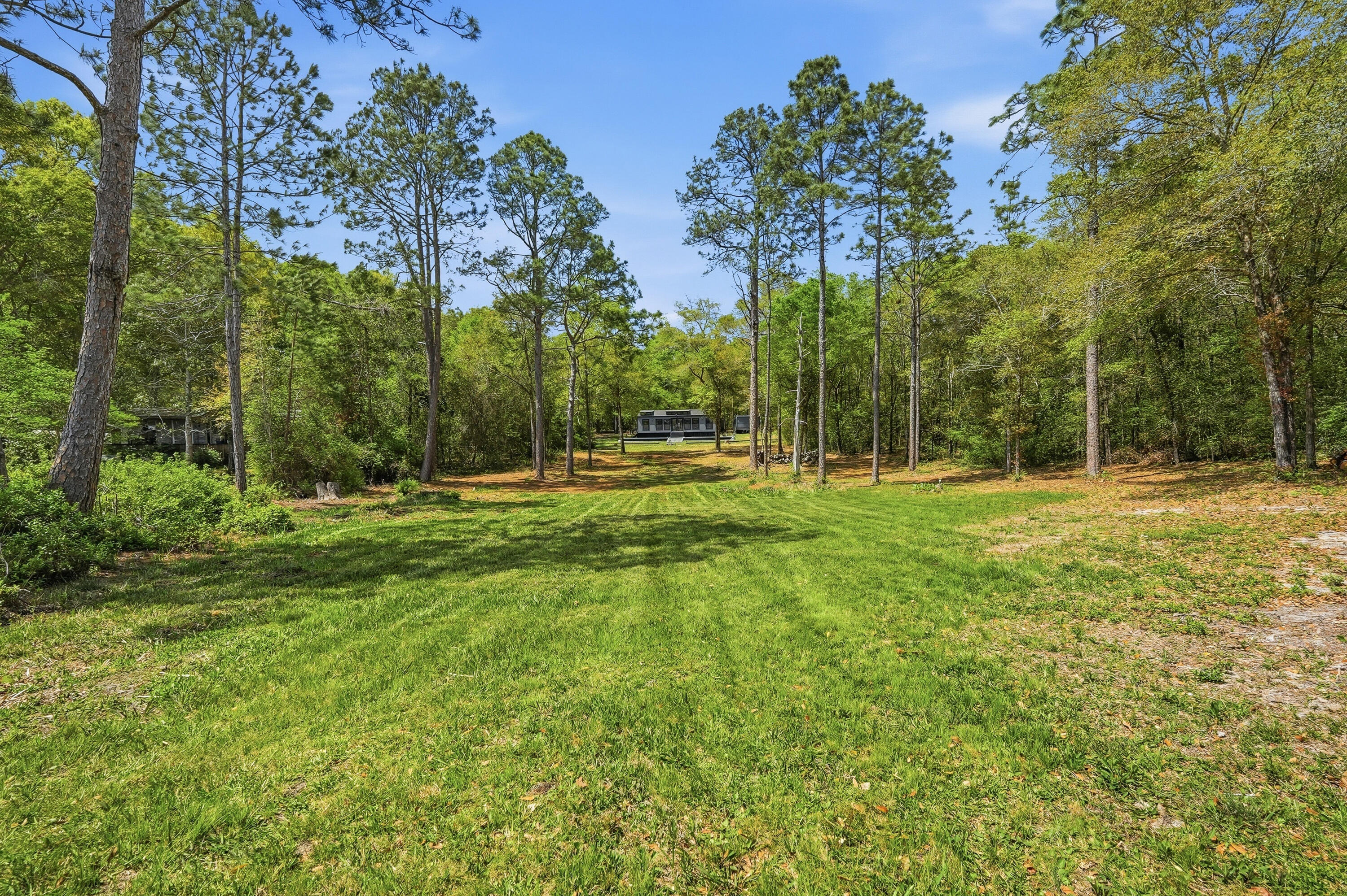 401 Holley King Road DeFuniak Springs, FL 32433 - Photo 32 of 46 401 holley king rd-28