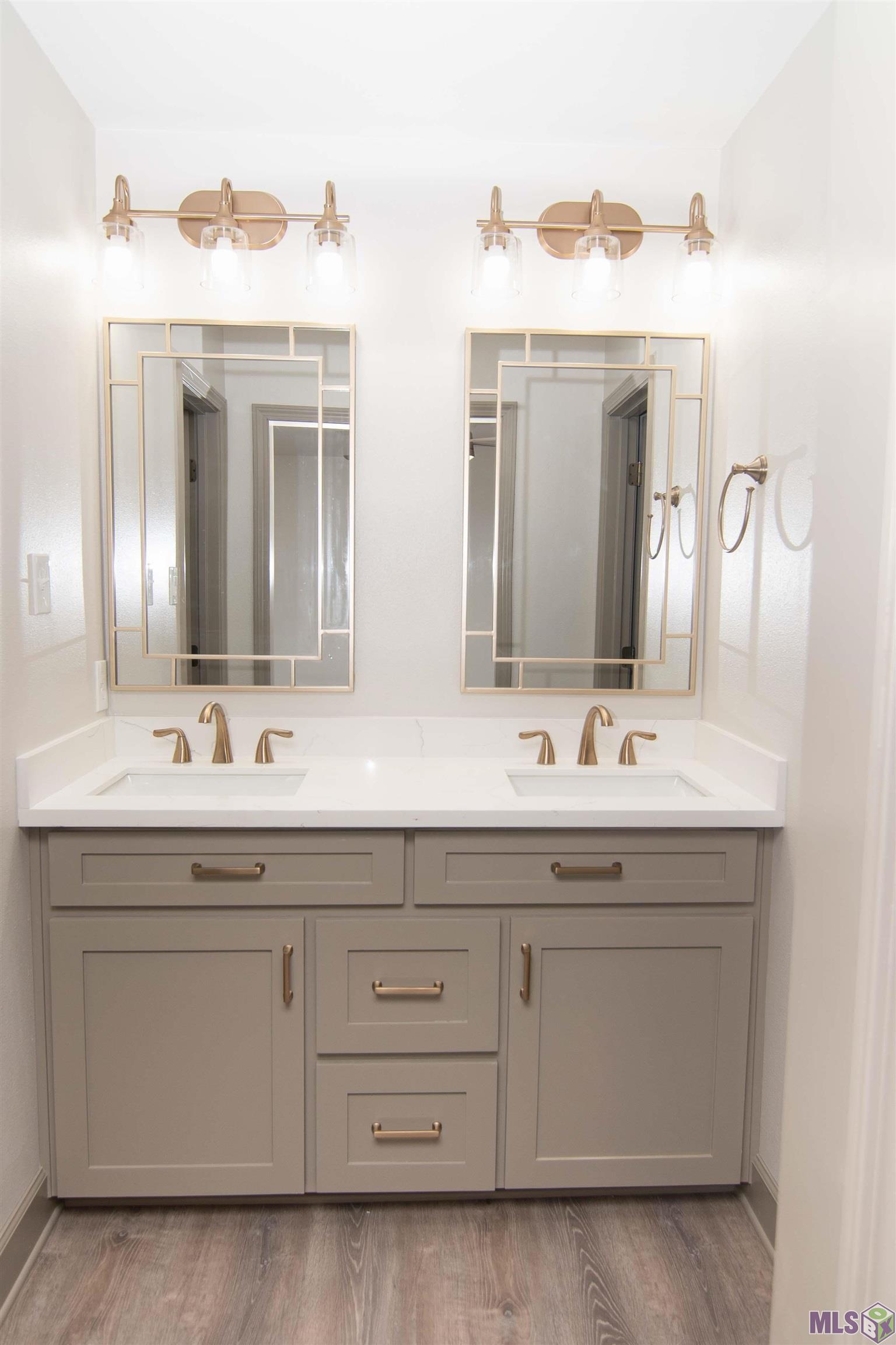 12472 Gravois Subdivision Road Gonzales, LA 70737 - Photo 24 of 37 MBR bathroom